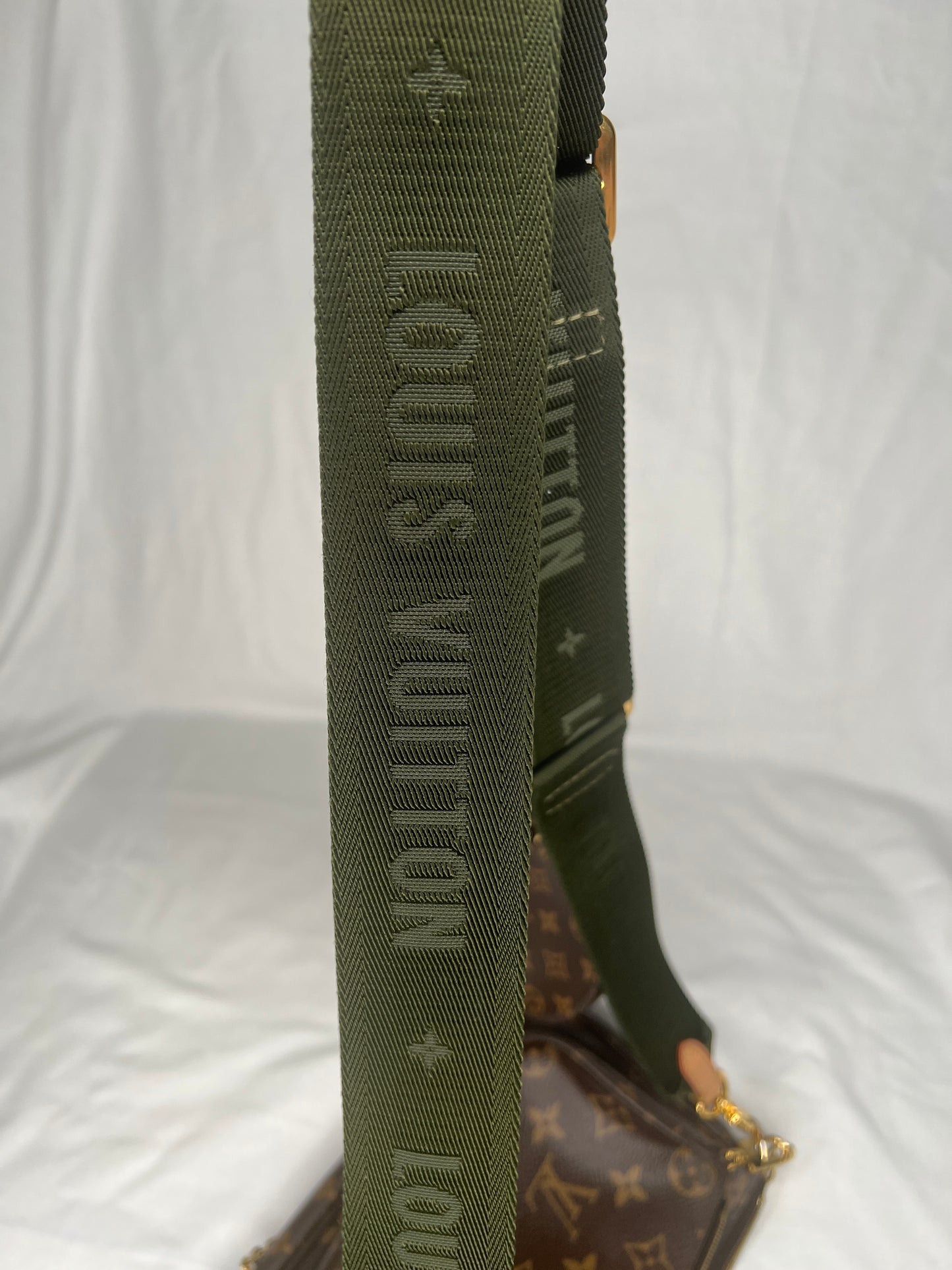 Louis Vuitton Multi Pochette Accessoires in Monogram Canvas
