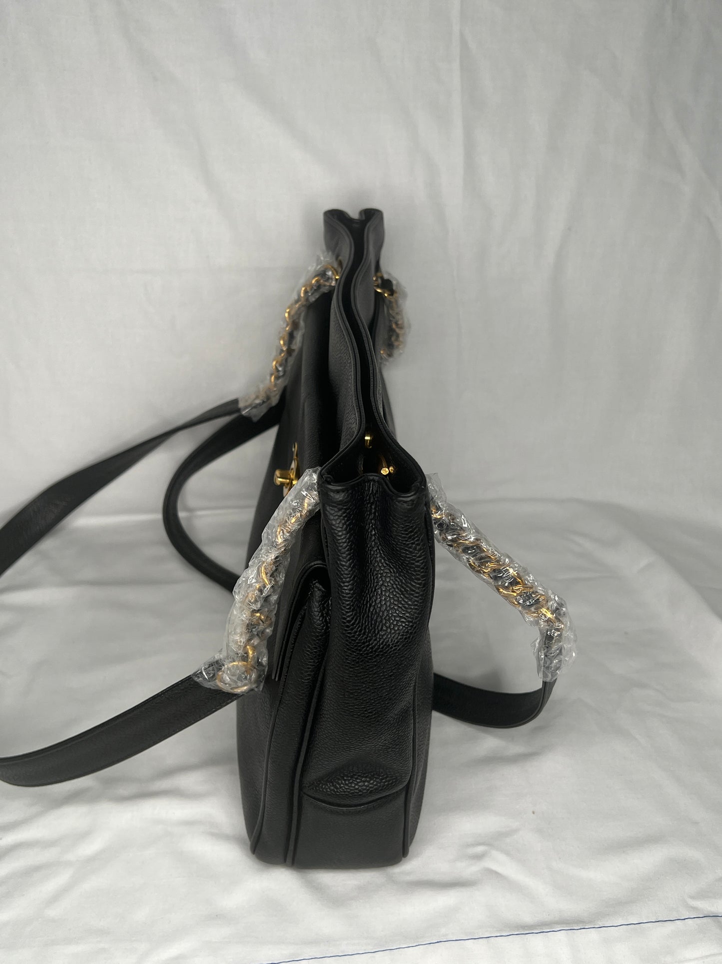 Chanel Vintage Caviar Leather Shoulder Bag with Gold CC Logo