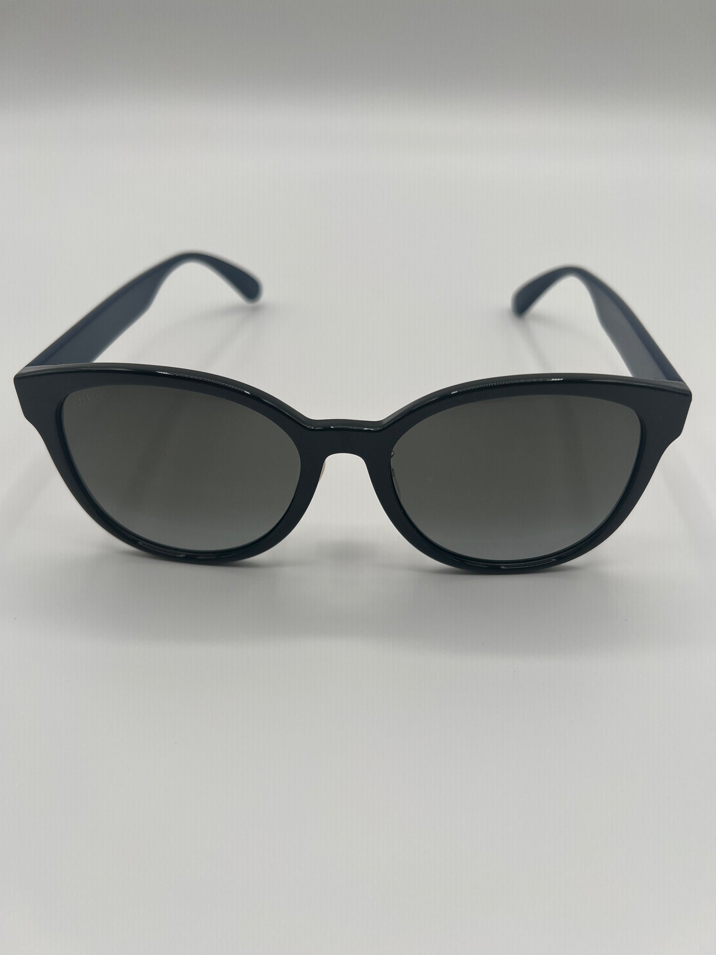 Gucci “GG099” Cat-Eye Sunglasses