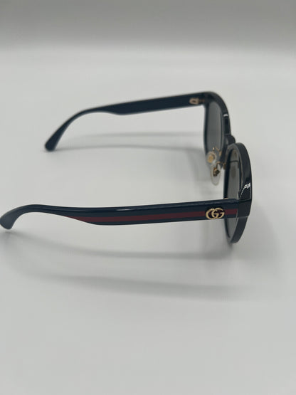 Gucci “GG099” Cat-Eye Sunglasses