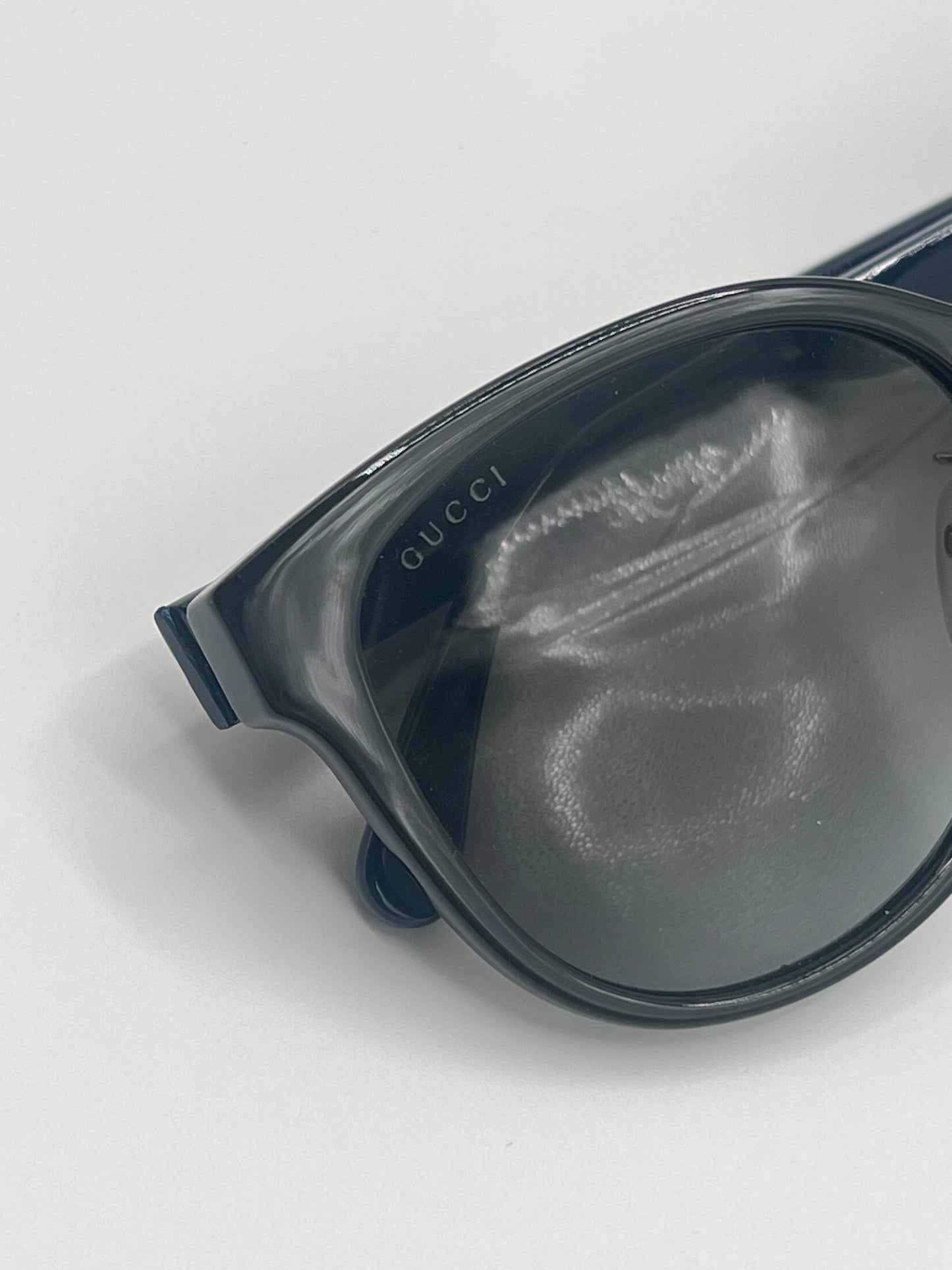 Gucci “GG099” Cat-Eye Sunglasses