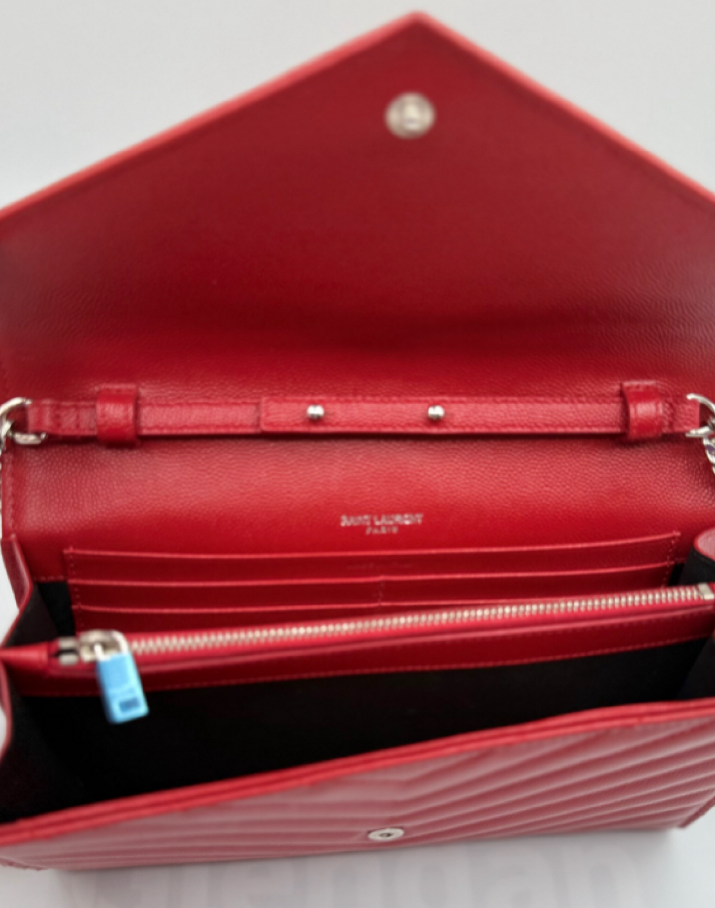 Saint Laurent Cassandre Envelope Chain Wallet – Red