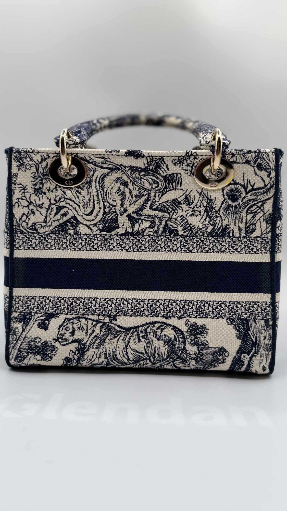 Christian Dior Lady D-Lite Bag – Toile de Jouy Embroidery