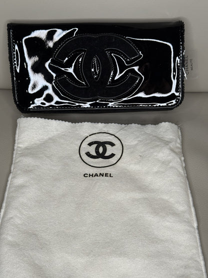 Chanel CC Patent Cosmetic Pouch in Black