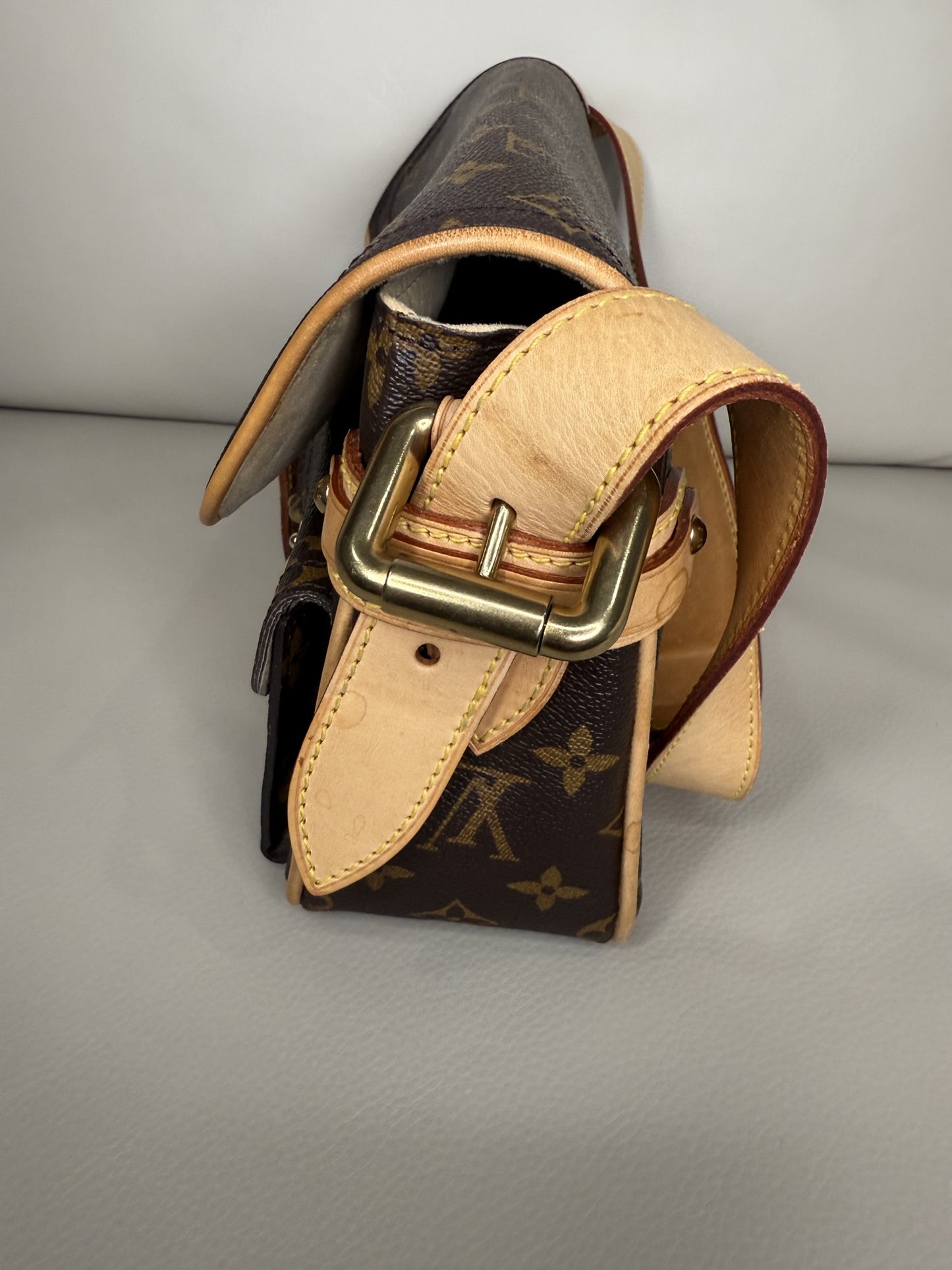 Louis Vuitton Jeune Fille Messenger Bag