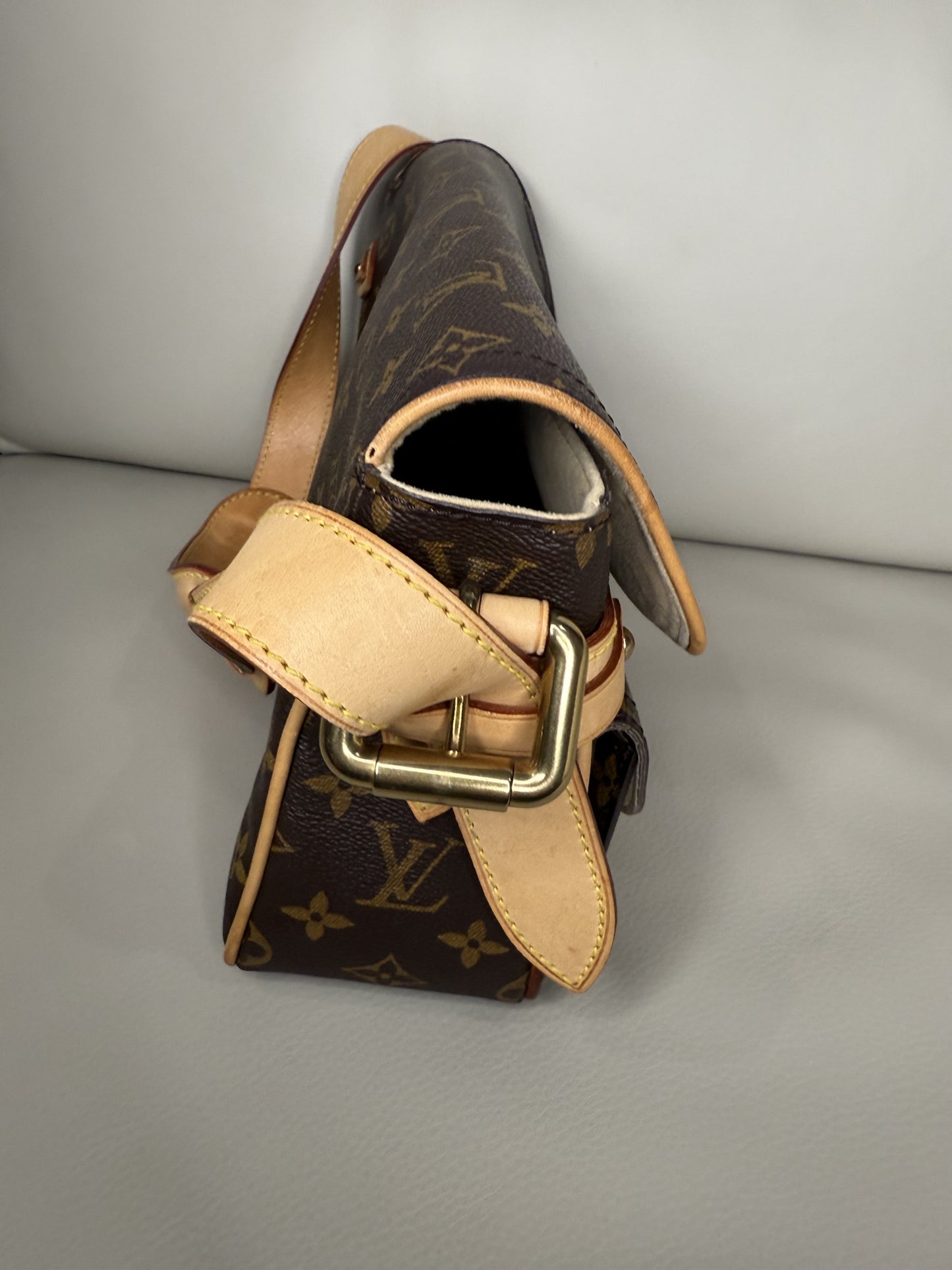 Louis Vuitton Jeune Fille Messenger Bag