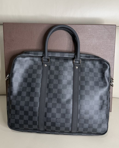 Louis Vuitton Porte-Documents Voyage in Damier Graphite