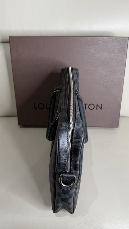 Louis Vuitton Porte-Documents Voyage in Damier Graphite